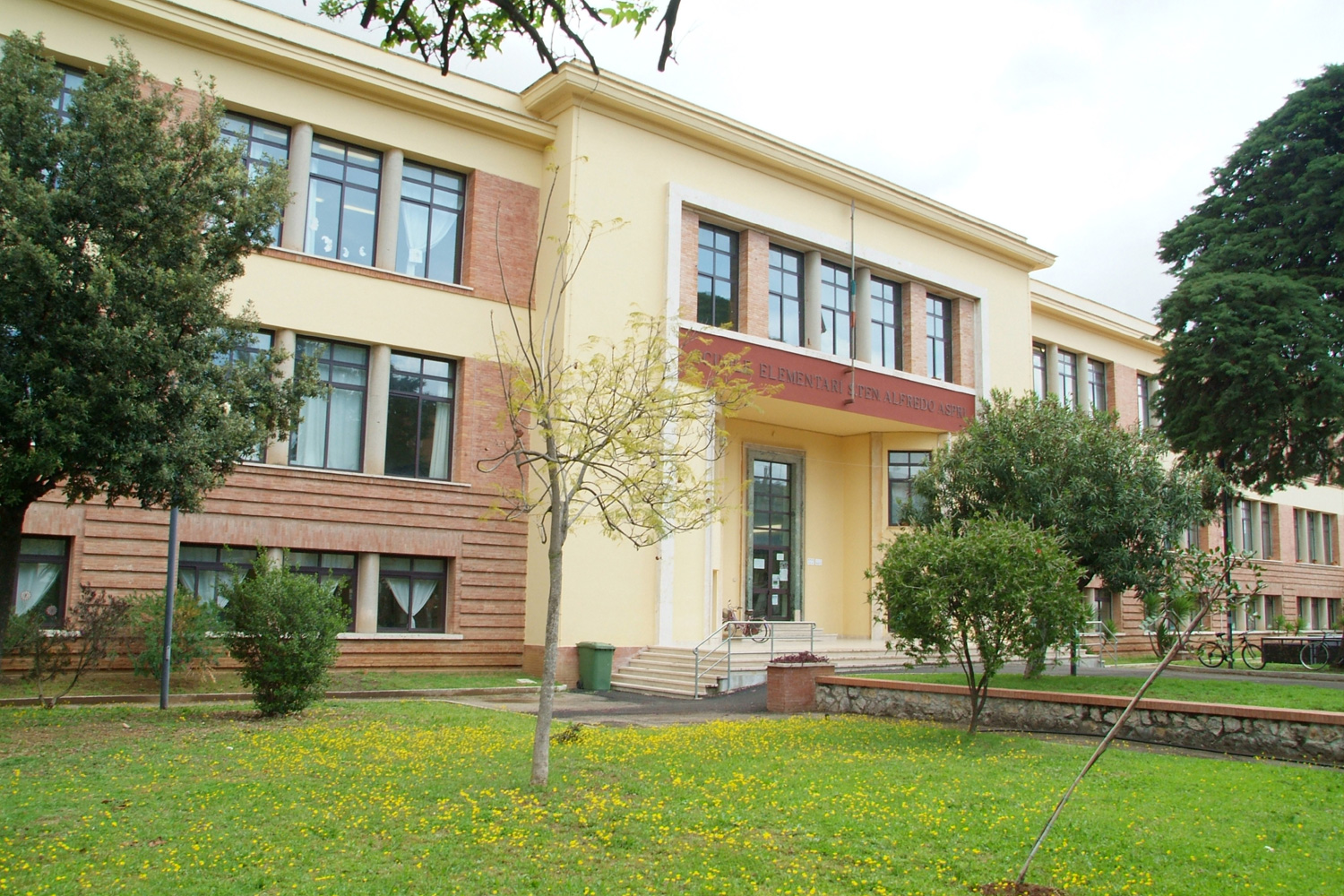 Edificio scolastico Aspri