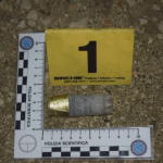 colpo di arma da fuoco esploso da Alessandro Gargiulo, imprenditore di Terracina, ai danni dei propri dipendenti per "spronarli" a lavorare più velocemente