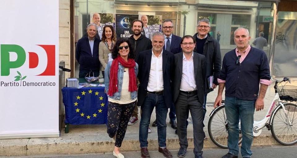 Alcuni esponenti del PD pontino