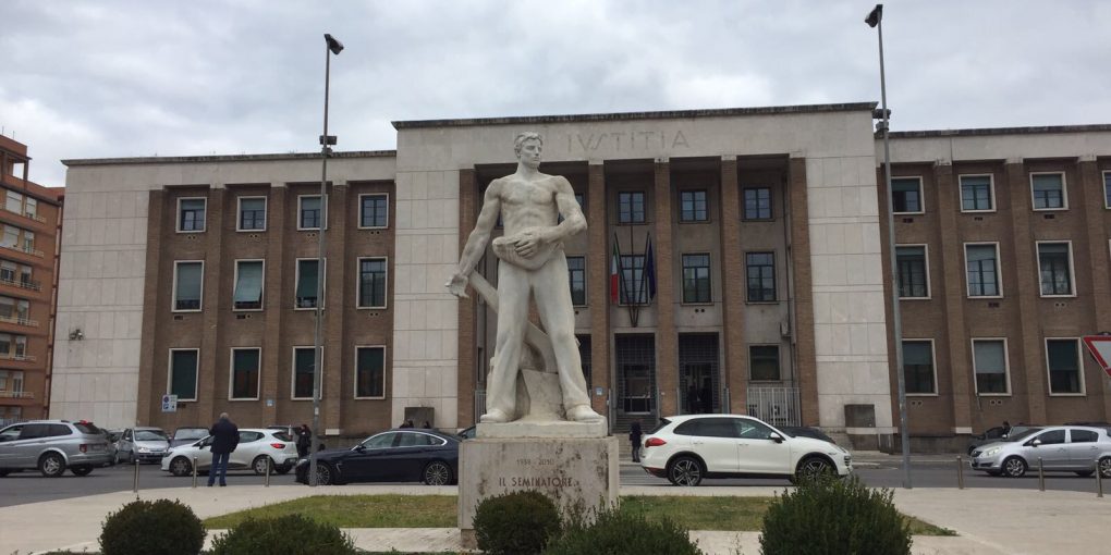 tribunale