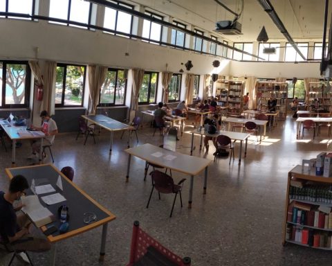 biblioteca Formia