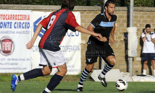 Immagine della partita che si giocò 8 anni fa tra la squadra locale di San Felice e la Lazio