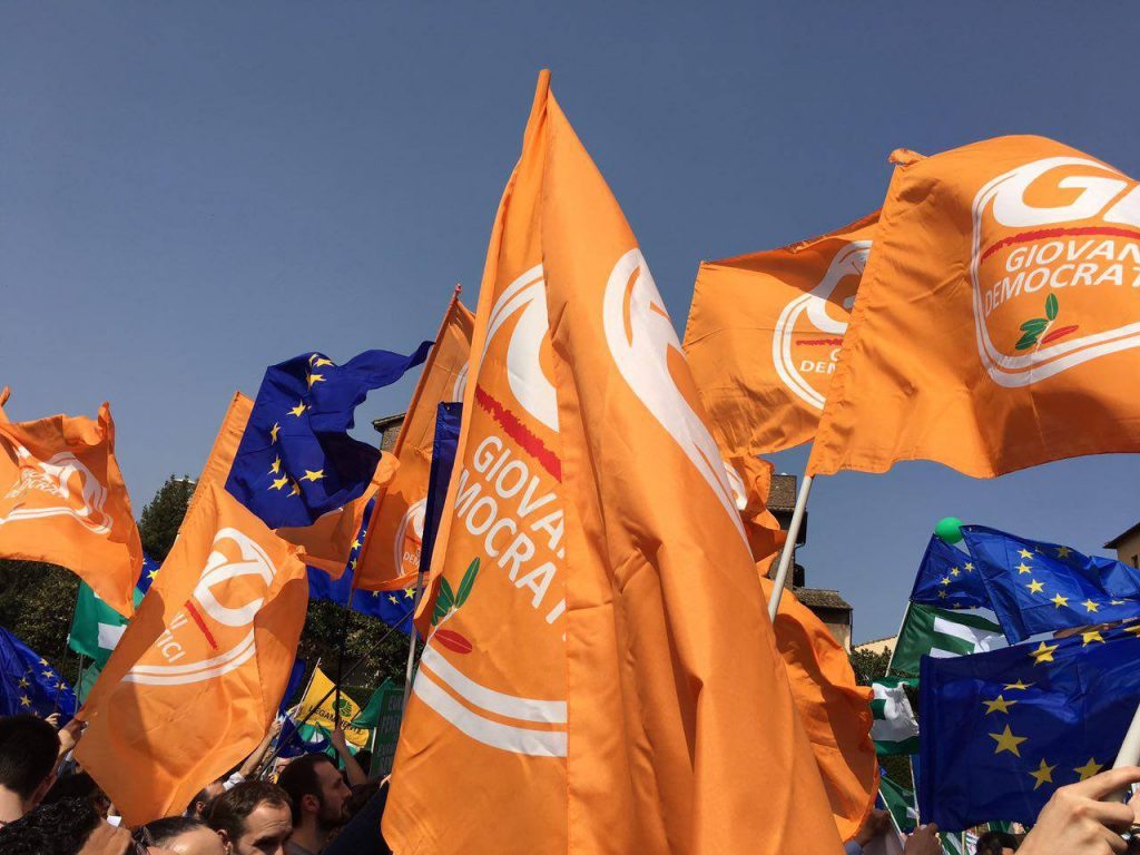 GIOVANI DEMOCRATICI ELETTI I DUE NUOVI SEGRETARI Latina TU