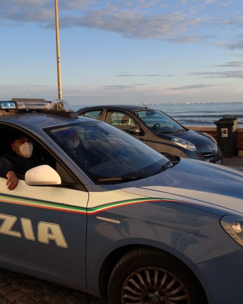 POLIZIA