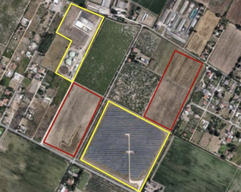 In rosso, le due aree dove sorgerà il nuovo impianto fotovoltaico in Via Pantanelle, Aprilia