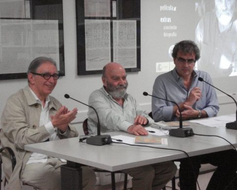 In foto Riccardo Cerocchi, Luis de Pablo e Gabriele Bonomo nel 2010 in occasione della nomina del Maestro de Pablo a Presidente onorario del Festival Pontino di Musica