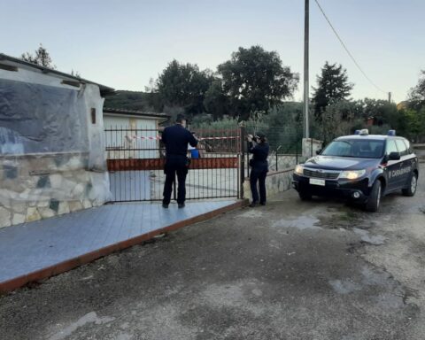 La struttura sottoposta a sequestro dai carabinieri forestale