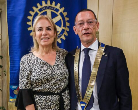 Sindaco Matilde celentano e Presidente Rotary club Gianluca Carfagna