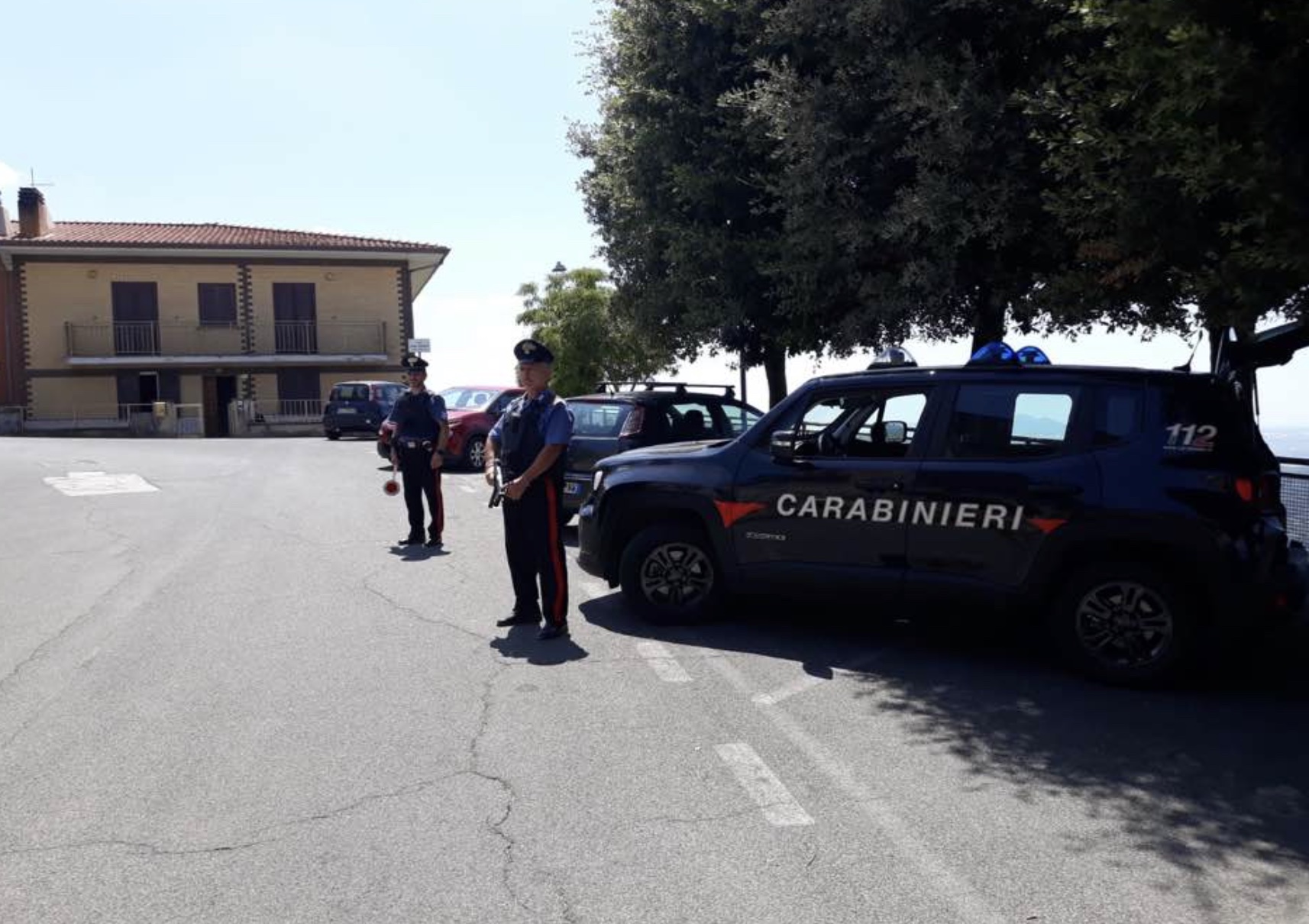Carabinieri di Priverno ad un posto di controllo a Roccasecca dei Volsci.