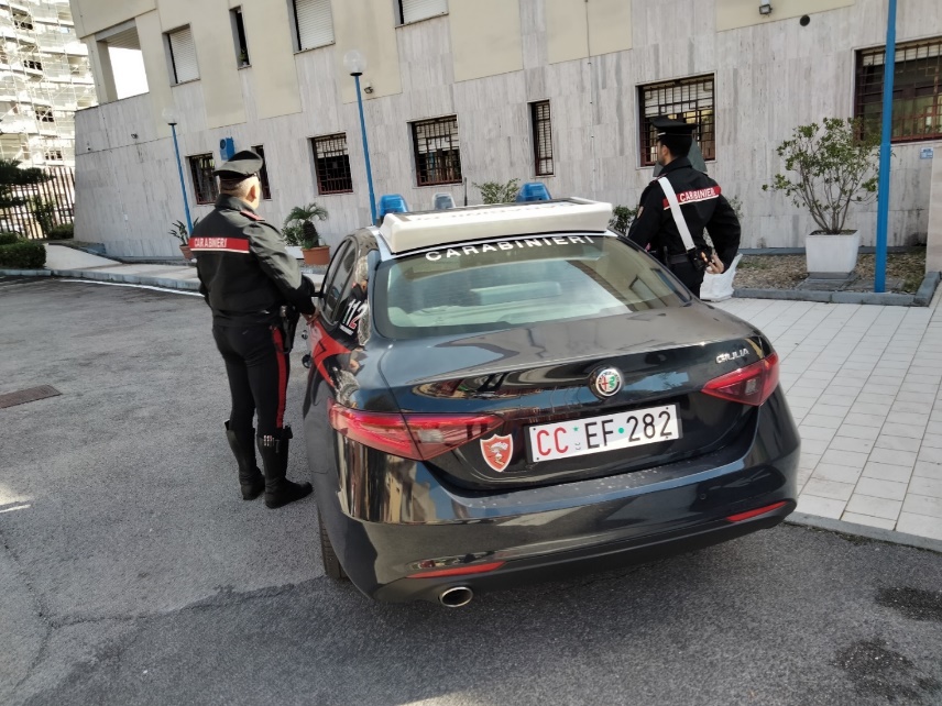 I Carabinieri della Sezione Radiomobile del Reparto Territoriale di Aprilia