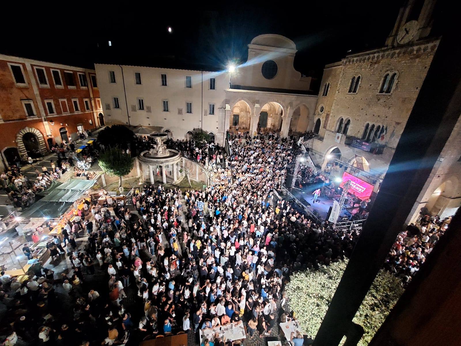 Un'immagine della Notte Bianca a Priverno