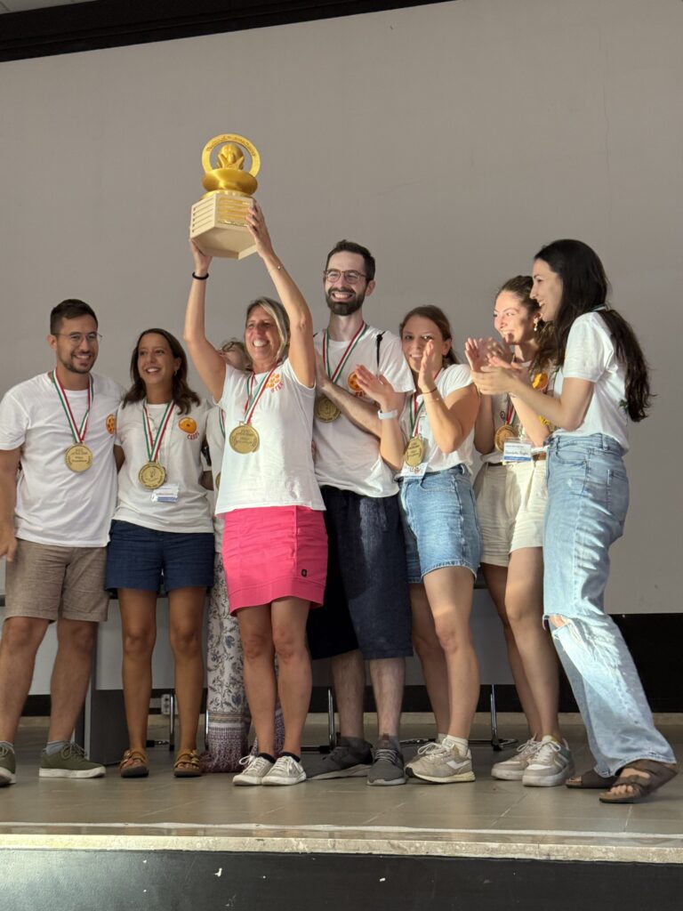 La squadra di Trieste con la Coppa