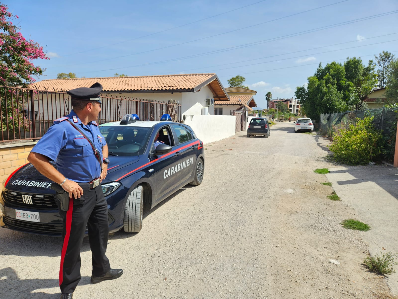 I Carabinieri nel sopralluogo dello scorso 8 settembre dopo l'esplosione della bomba in via Darsena a Latina