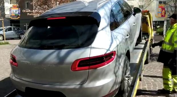Una delle auto sequestrate nel 2019 dalla Guardia di Finanza di Pordenone