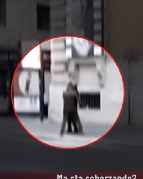 L'ex agente del Sisde colpisce Giletti al volto