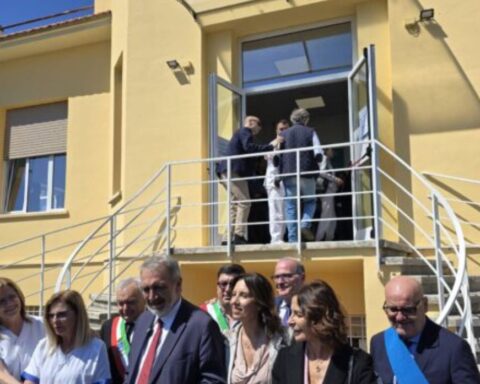 Le autorità inaugurano la casa di comunità a Formia