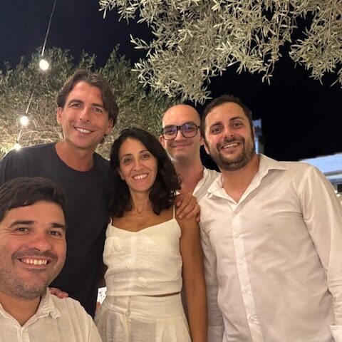 In foto: Alessandro Onorato, coordinatore Nazionale Progetto Civico Italia Giovanna Porrino, direttivo Nazionale Progetto Civico Italia Davide Zingaretti, segretario PD Aprilia Filippo Treiani, coordinatore Europa Verde Lazio Niko Martinelli e Luca Vita, consiglieri PD Ardea